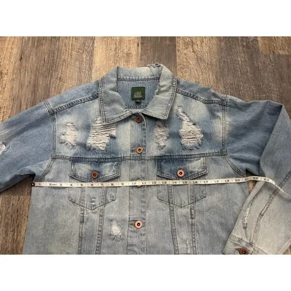 Wild Fable Distressed Denim Jacket - Picture 4 of 6